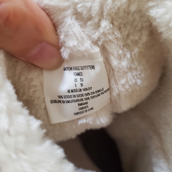 BNWOT American Eagle Brown faux fur winter boots size 5 - Picture 11 of 12